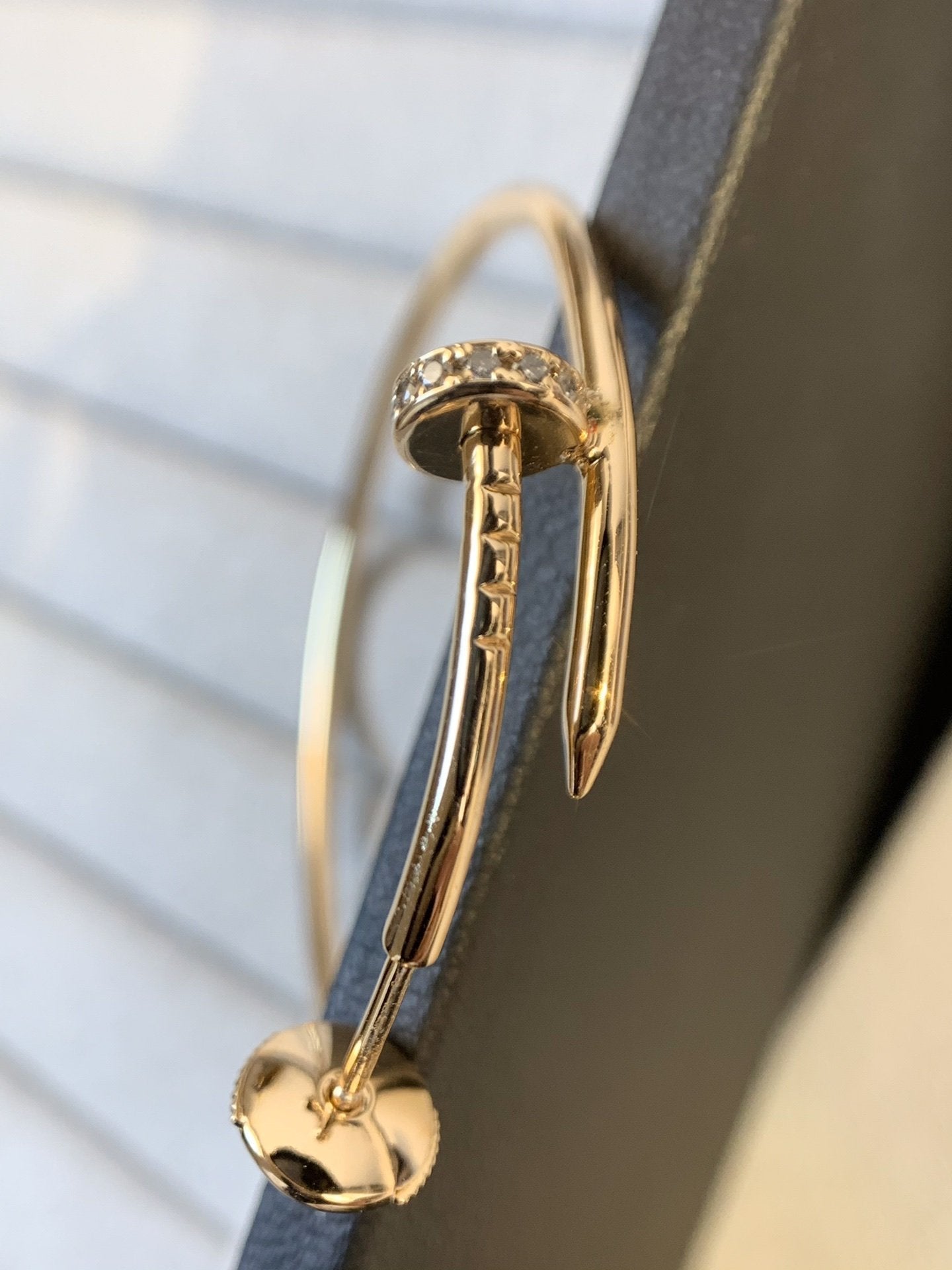 TimiJUSTE EARRINGS GOLD DIAMONDS 1.8MM