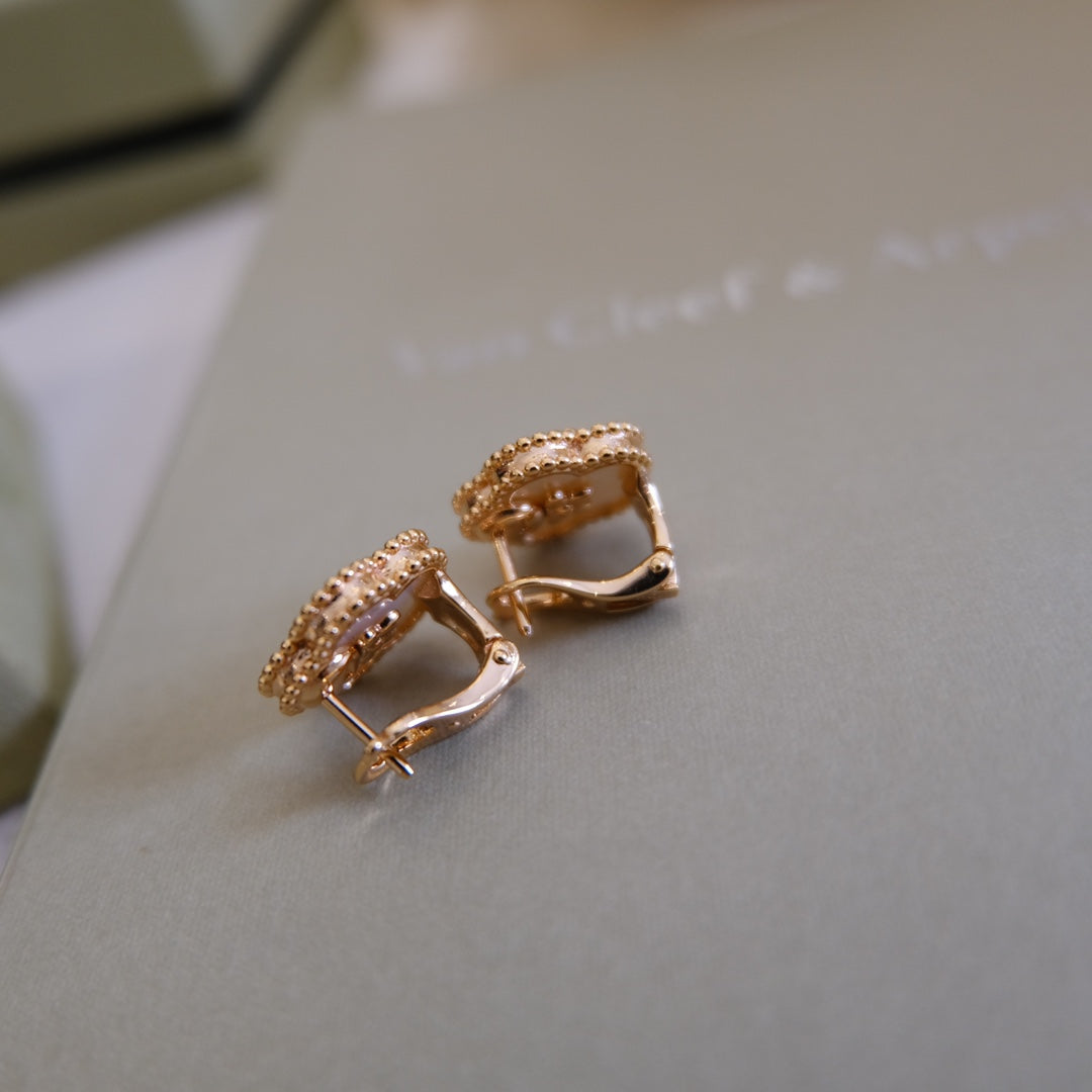 TimiLUCKY PINK GOLD WHITE MOP EARRINGS
