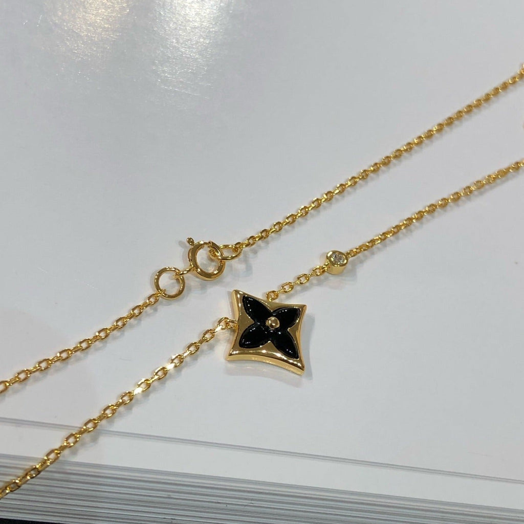 TimiSTAR BLACK MOP NECKLACE