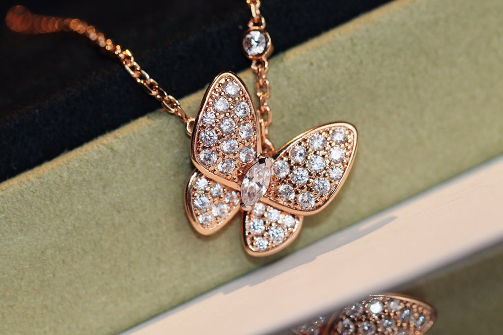 TimiBUTTERFLY DIAMOND NECKLACE