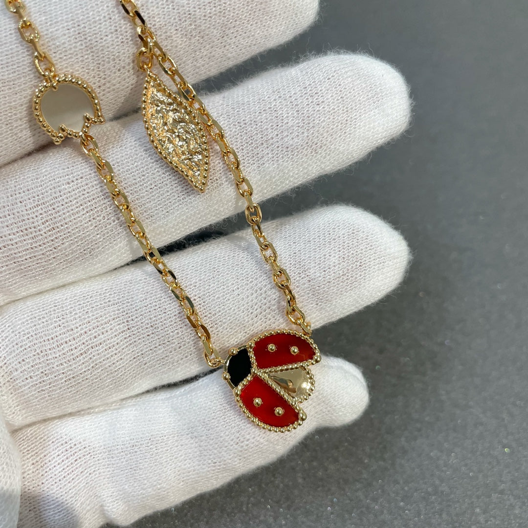 TimiLUCKY SPRING 15 MOTIFS GOLD NECKLACE