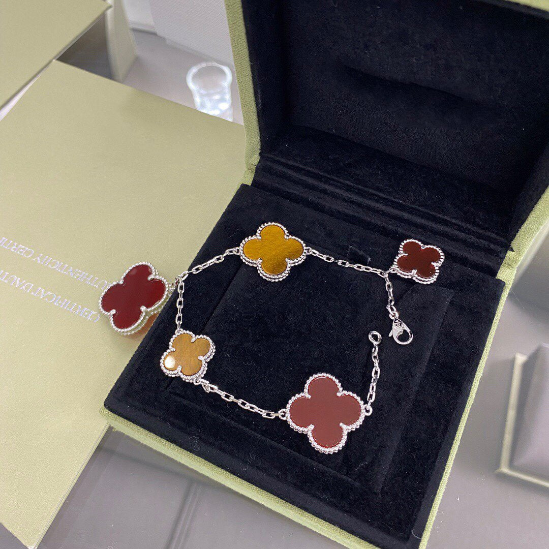 ¡®Timi¡¯CLOVER 5 MOTIFS SIVLER CARNELIAN TIGER EYE BRACELET