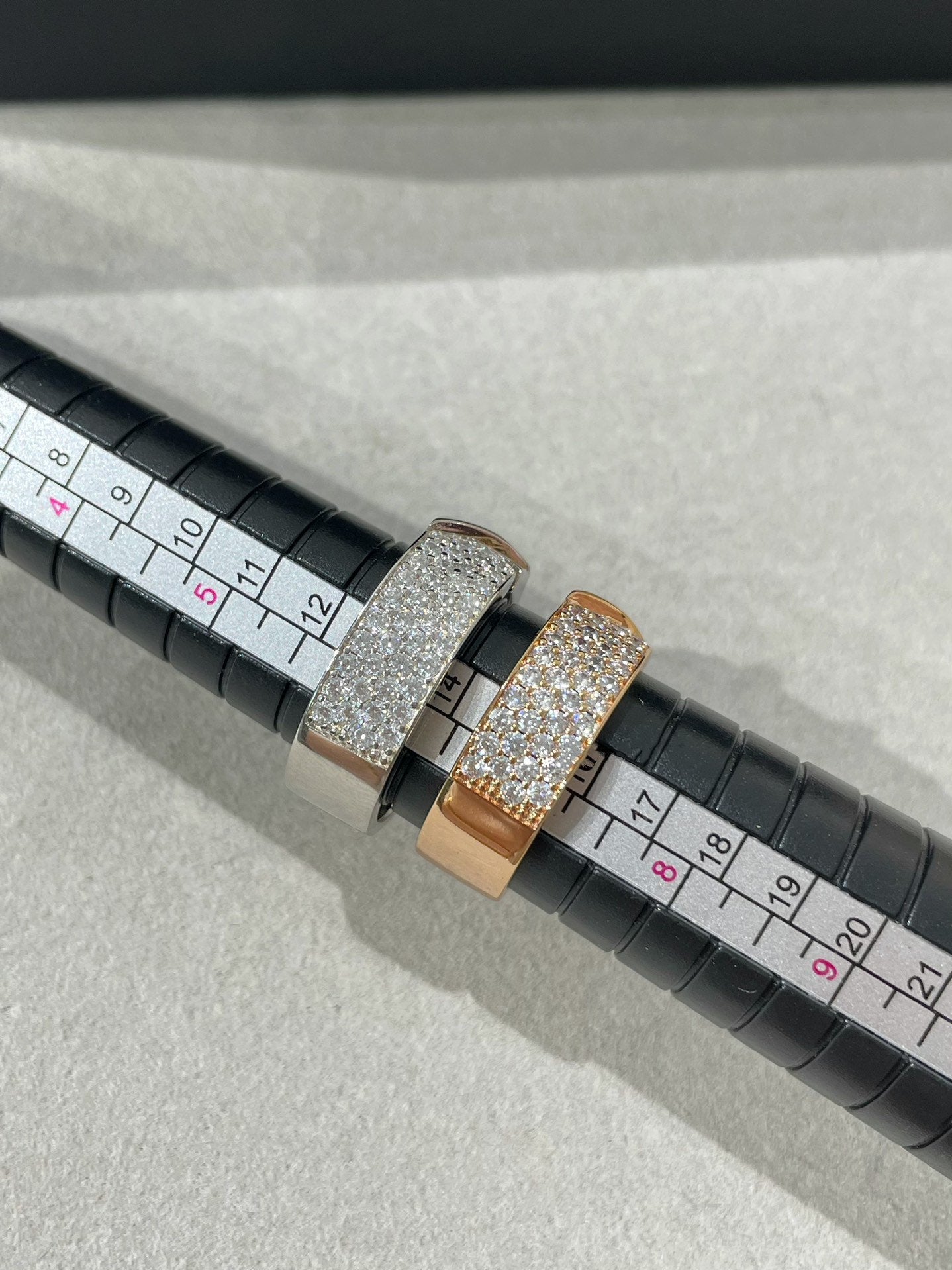TimiLIENS EVIDENCE  DIAMOND PAVED RING
