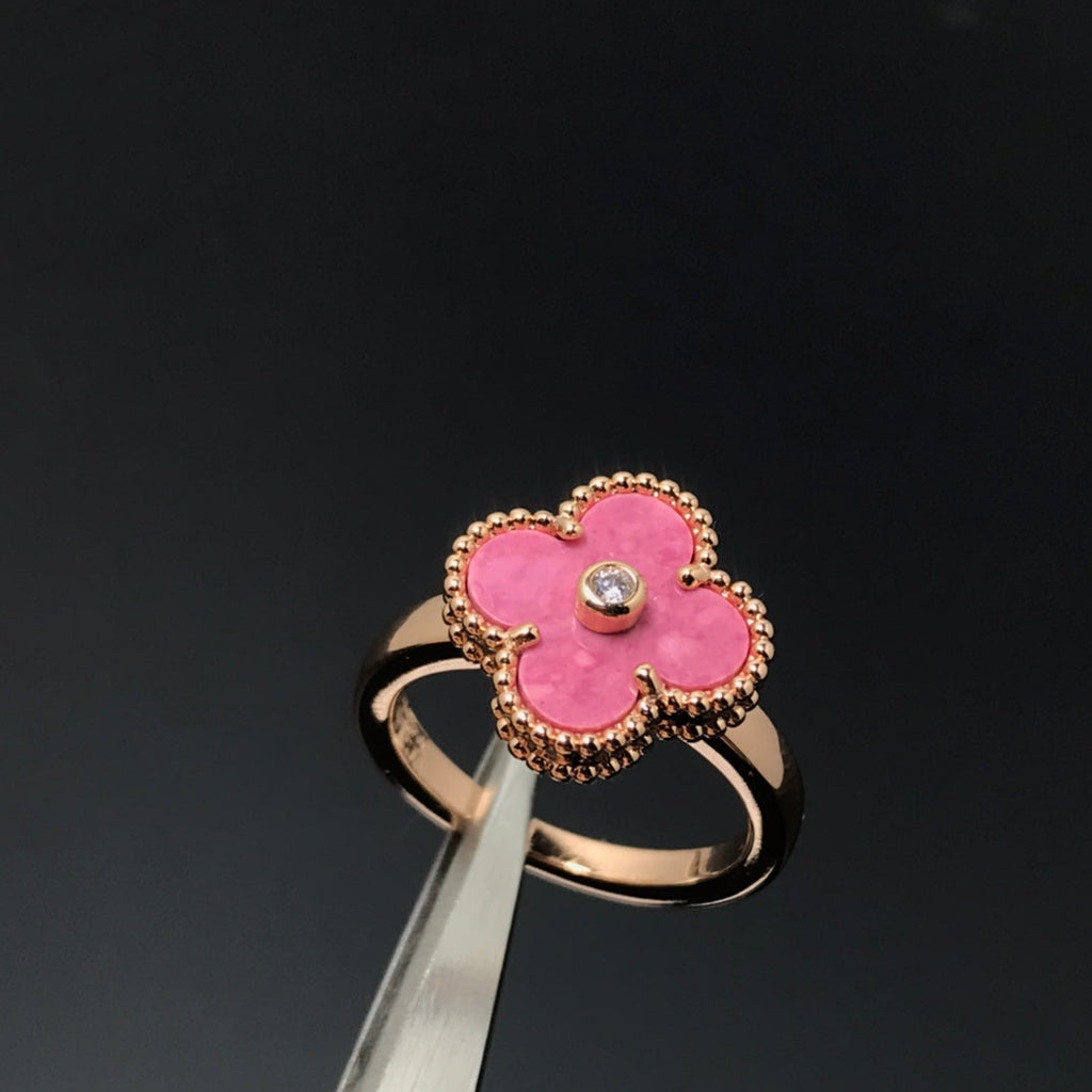TimiCLOVER RHODONITE ROSE GOLD RING