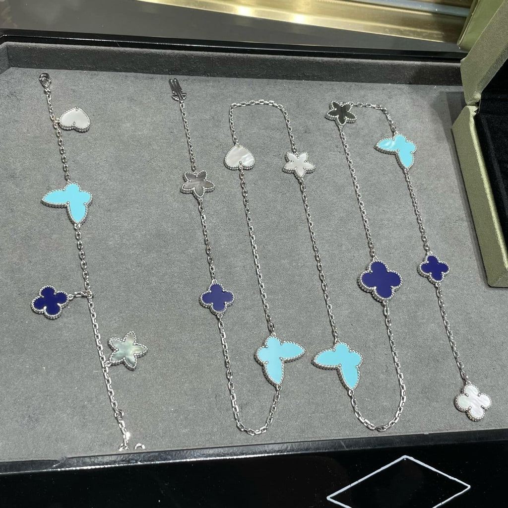 TimiLUCKY CLOVER SILVER 11 MOTIF NECKLACE