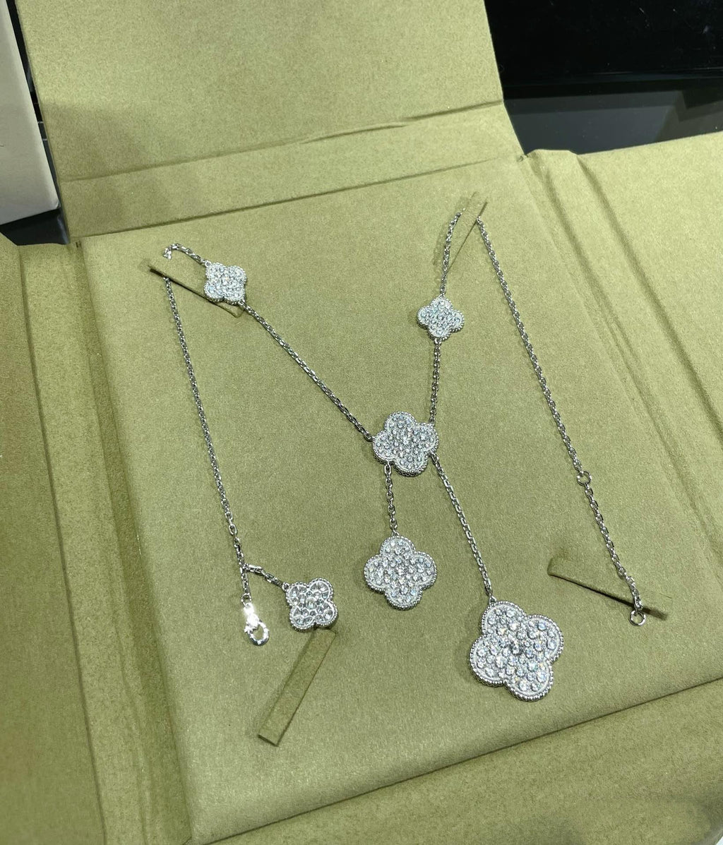 TimiCLOVER 6 MOTIF DIAMOND PAVED NECKLACE