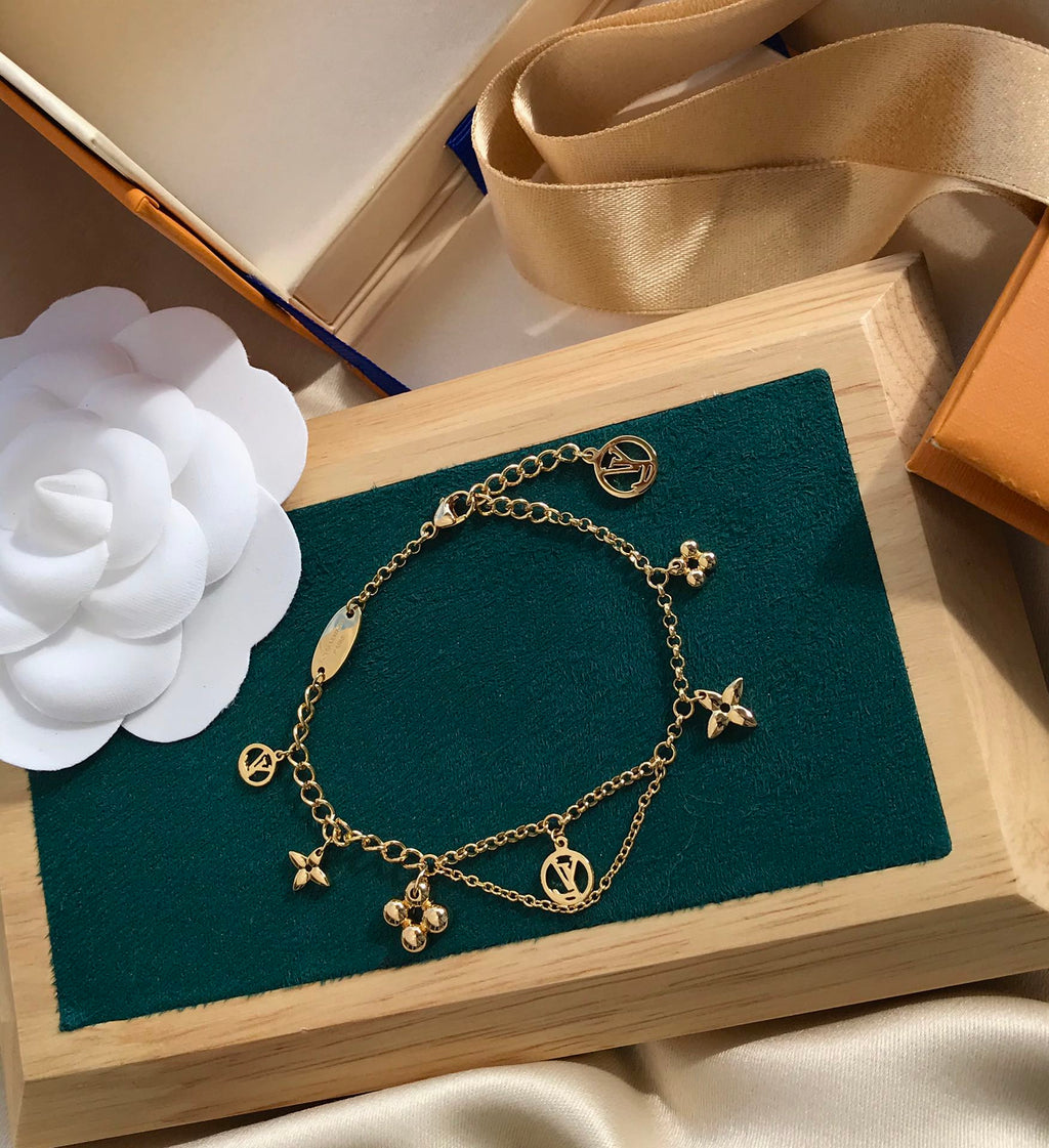 TimiBLOOMING PINK GOLD MOP BRACELET