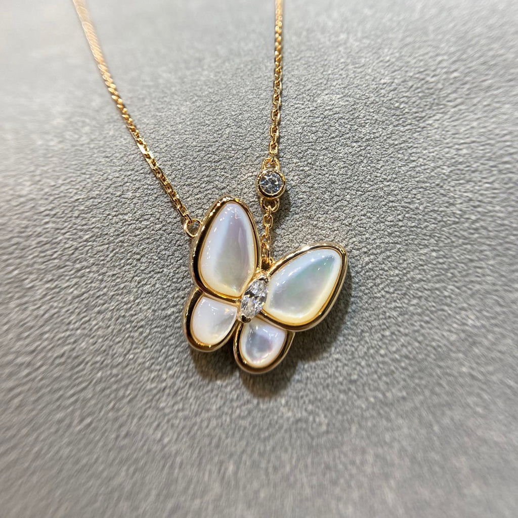 TimiBUTTERFLY MOP DIAMOND NECKLACE