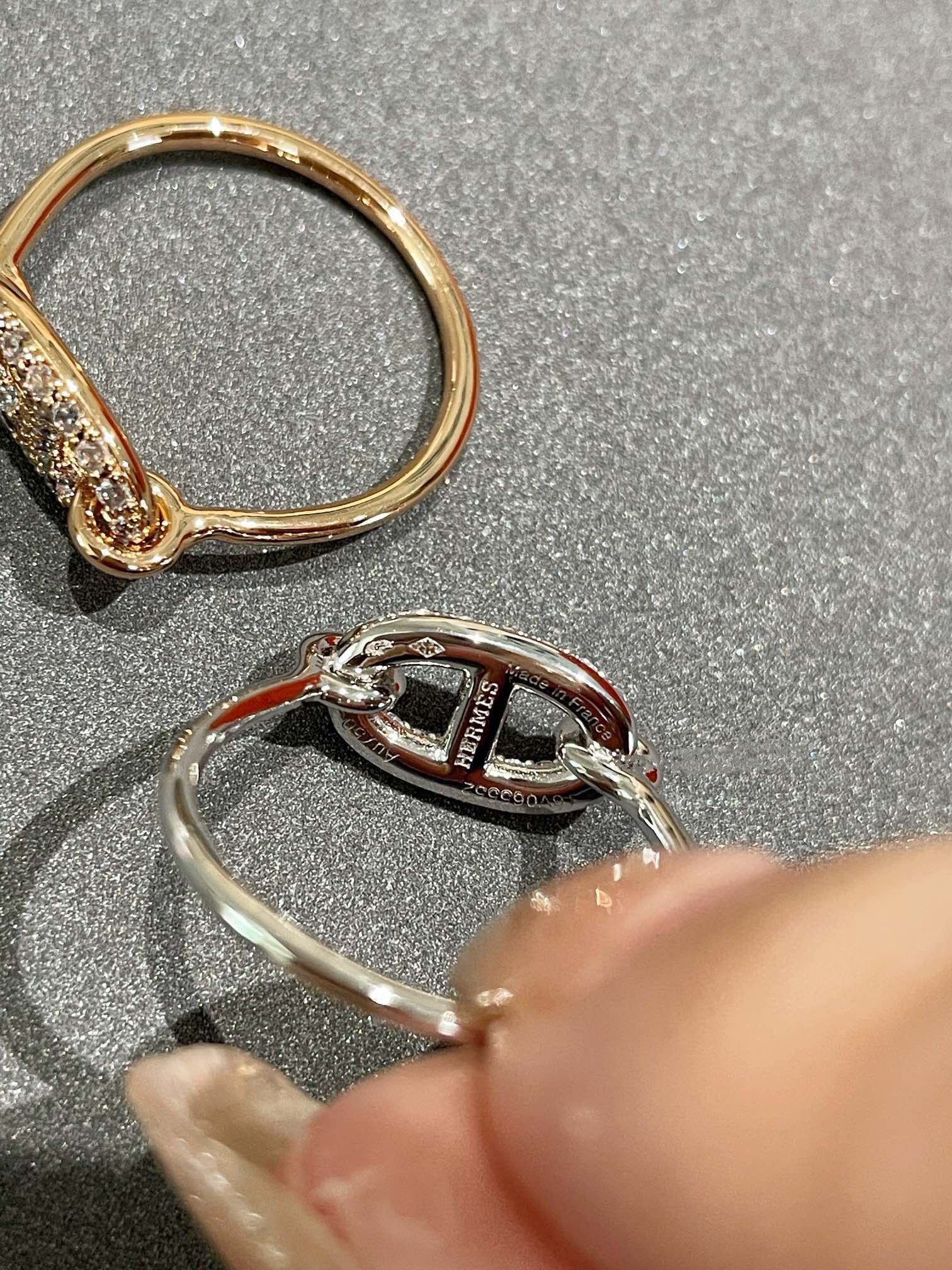 TimiRONDE SMALL DIAMOND RING