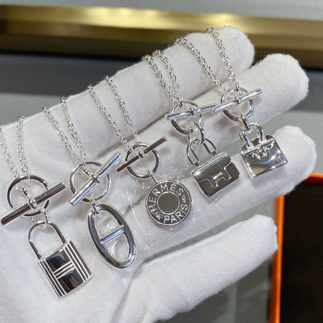 TimiCONSTANCE PEDANT SILVER NECKLACE