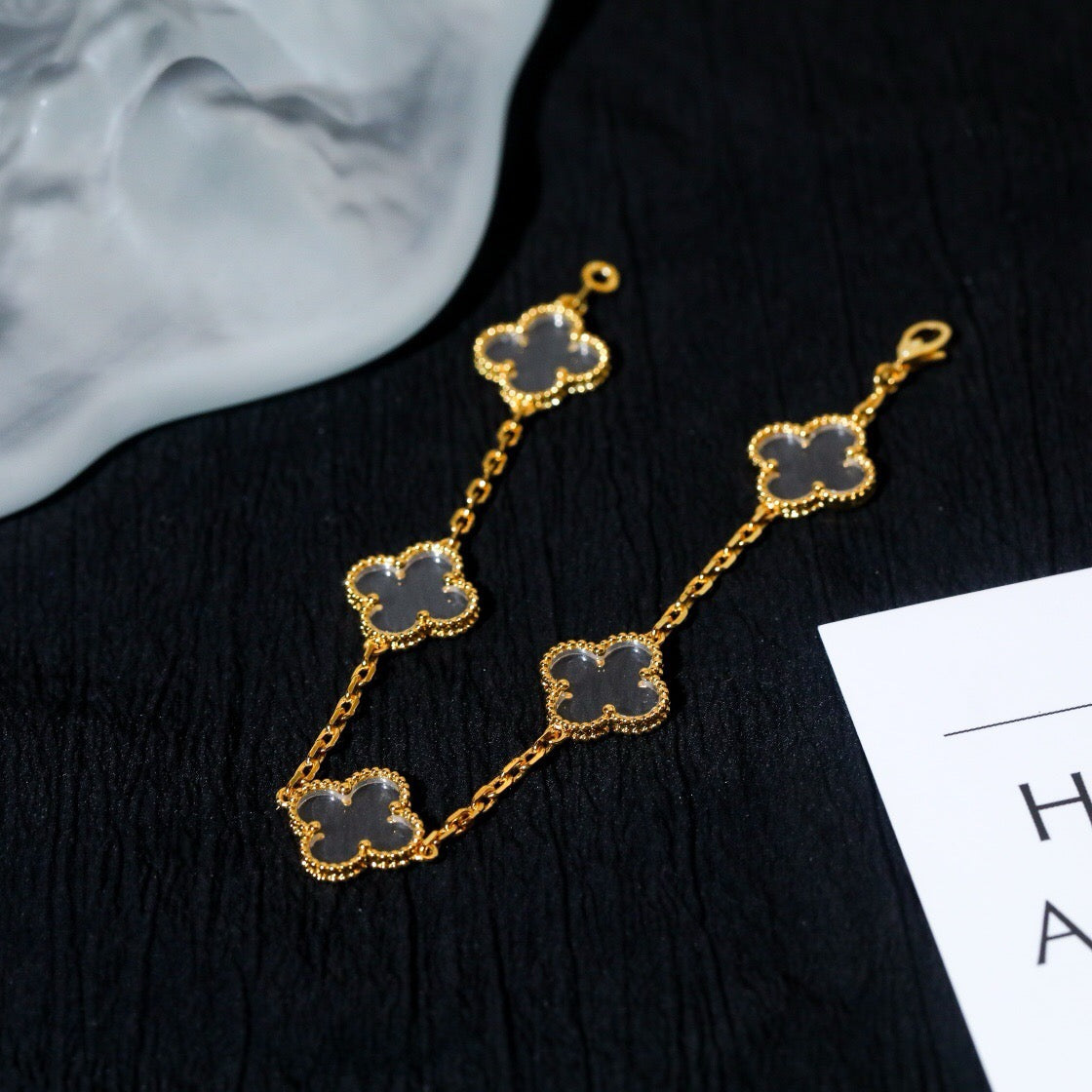 [Timi]New CLOVER 5 MOTIF ROCK CRYSTAL BRACELET