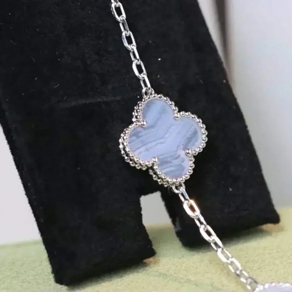 [Timi]New  CLOVER 5 MOTIF PURPLE CHALCEDONY BRACELET COLLECTION