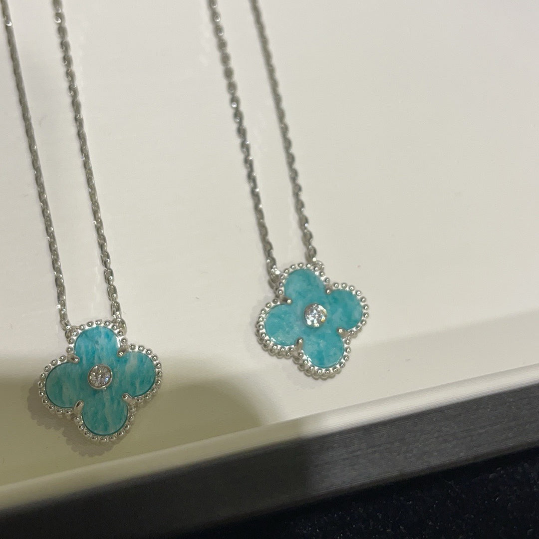 TimiCLOVER 15MM DIAMOND SVRES PORCELAIN  NECKLACE SILVER