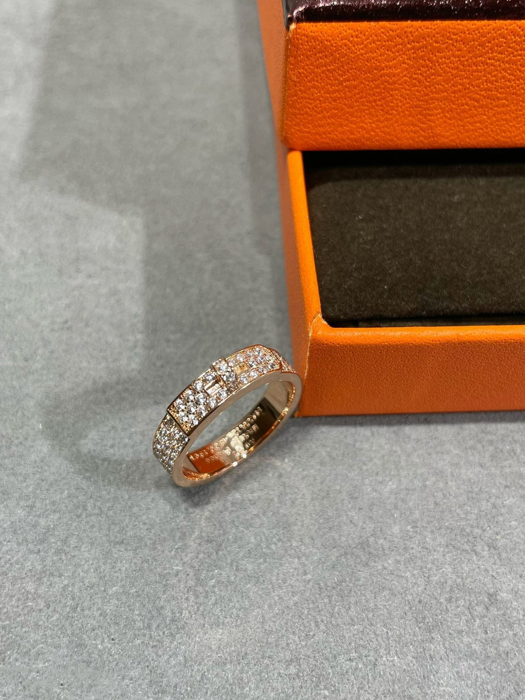 TimiKELLY PINK GOLD DIAMOND RING