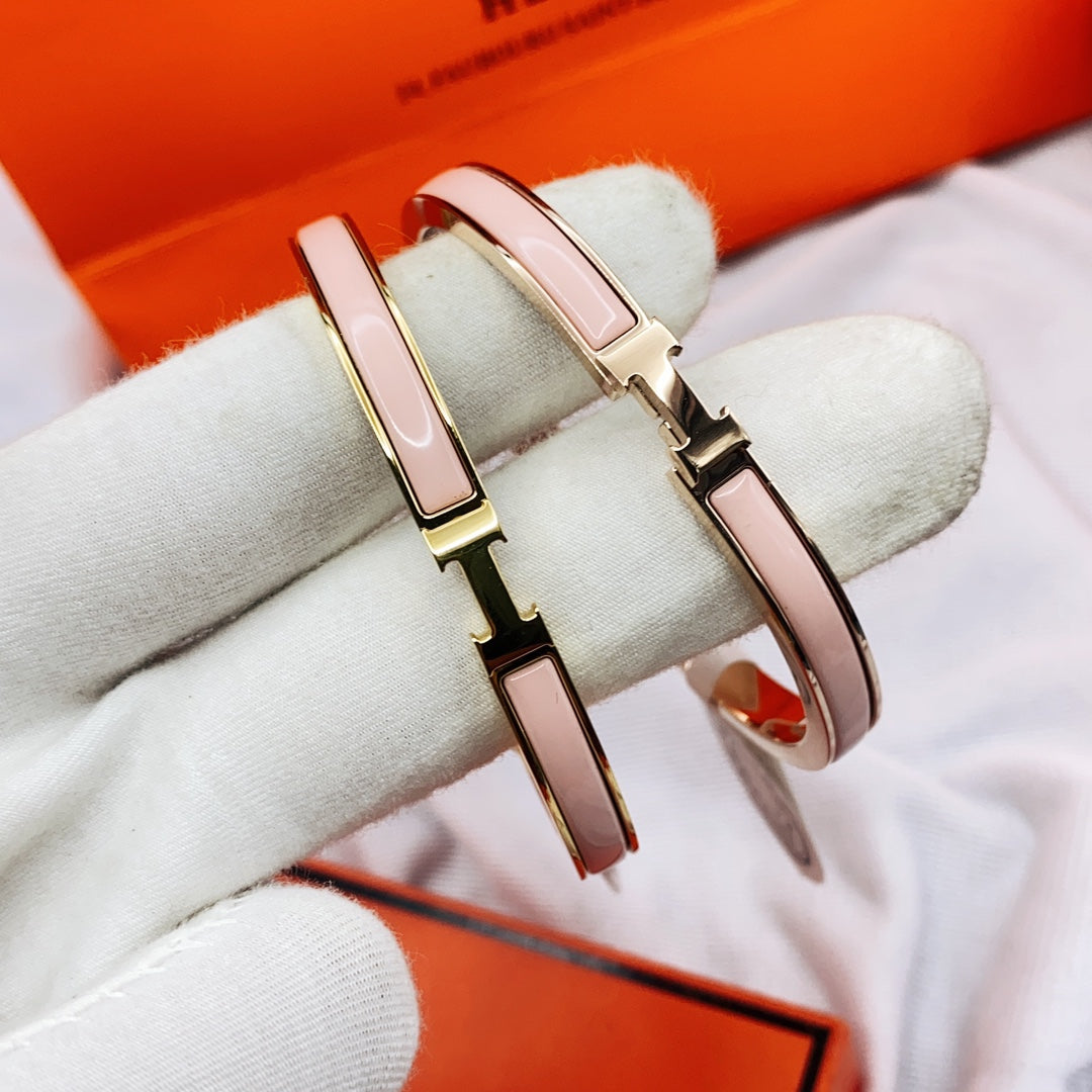 TimiCLASSIC HM CLIC  PINK 8MM ENAMEL BRACELET