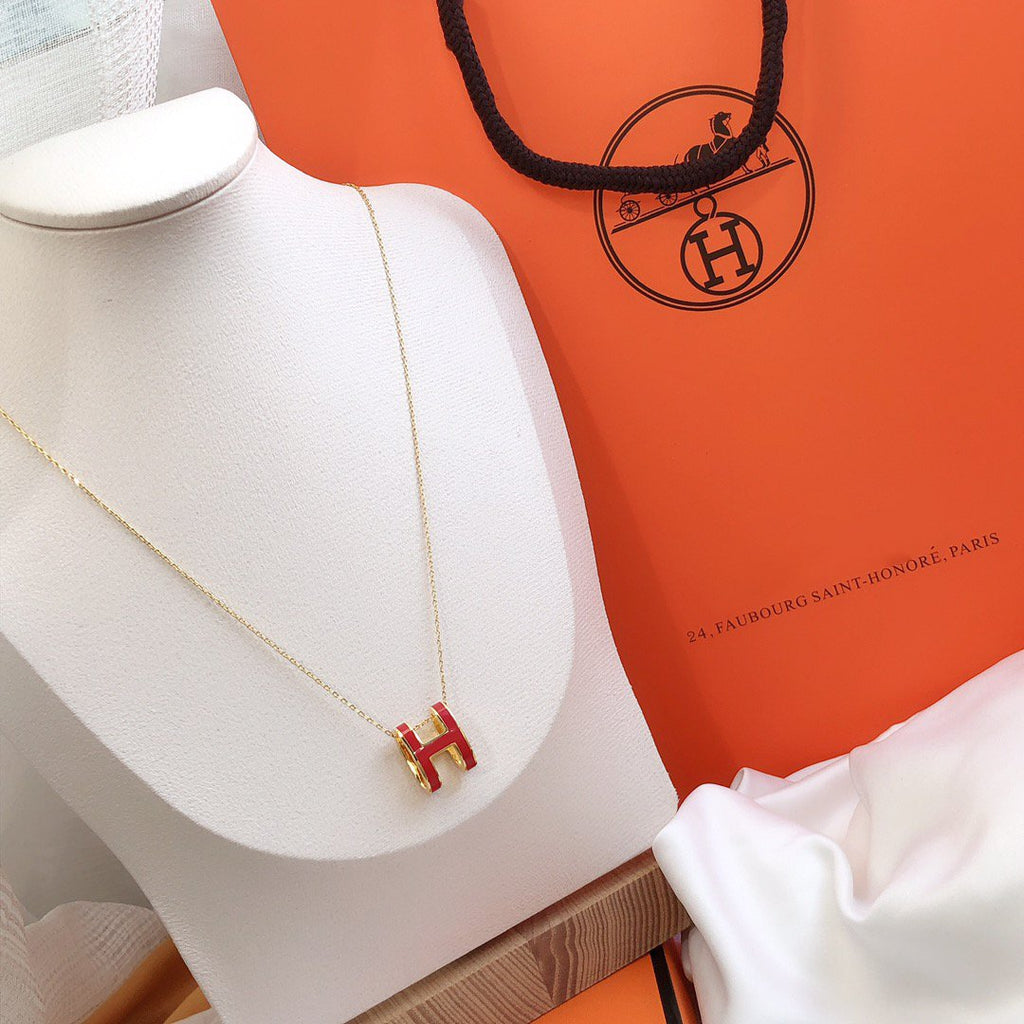 TimiHM CLIC RED ENAMEL GOLD NECKLACE