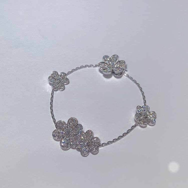 ¡®Timi¡¯FRIVOLE SILVER 5 FLOWERS BRACELET